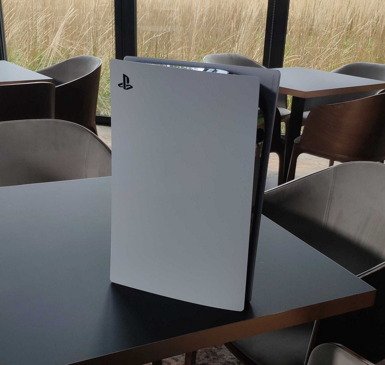 PlayStation 5 może wyglądać inaczej. Wystarczy… kartka papieru