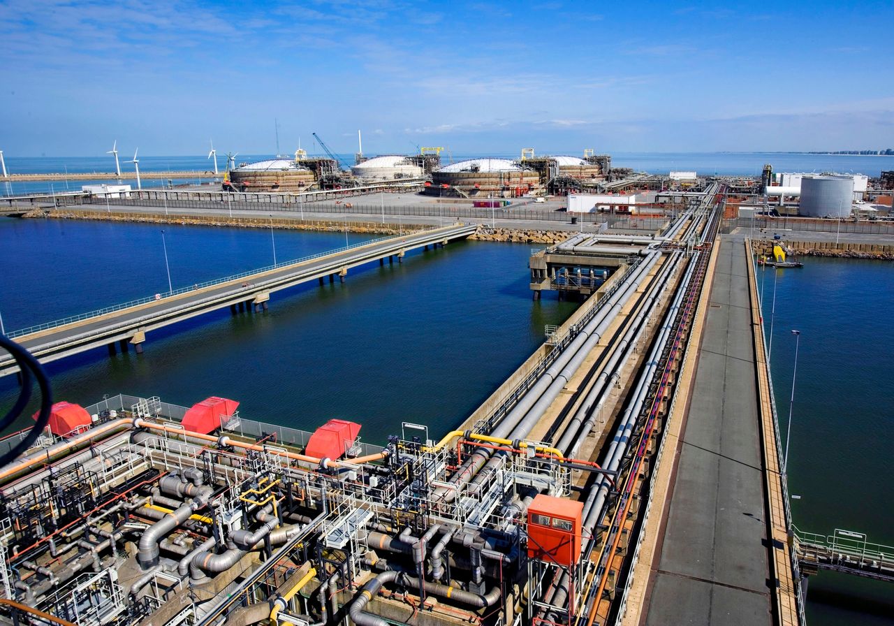 Rosyjski gaz skroplony płynie do Europy. Oto skala dostaw w roku wojny