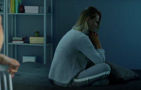 Ministerstwo Zdrowia w kampanii zachęca do pomagania chorym na depresję (wideo)