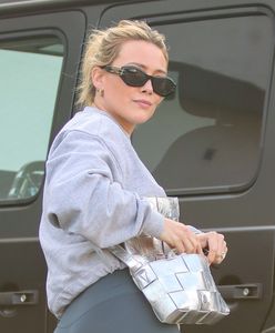 Hilary Duff wiozła dziecko autem. Fani są wściekli i zarzucają jej lekkomyślność