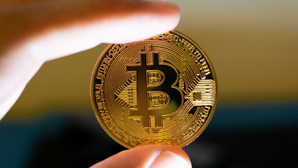 Kurs bitcoina pobił nowy rekord: 125 tys. USD