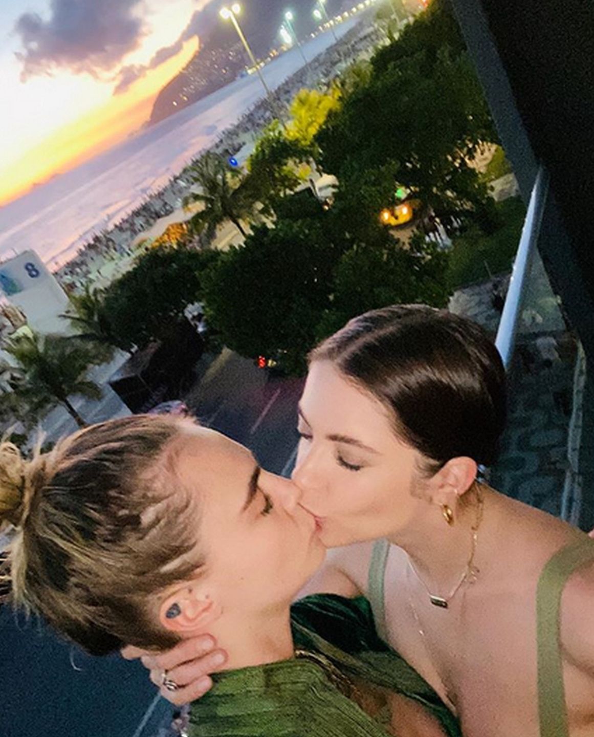 Cara Delevingne i Ashley Benson