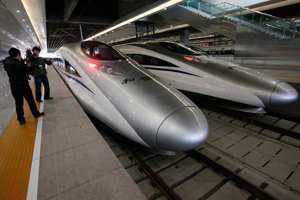 Chińczycy pomkną po szynach z prędkością 500 km/h! 2