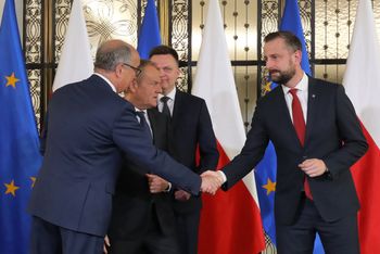 Przyszłość koalicji. Nowy sondaż to alarm dla Tuska?