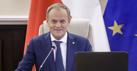"Brak wyobraźni". PiS dostało od rządu przedwyborczy prezent [OPINIA]