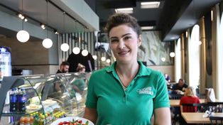Makaron z truskawkami jak u Igi Świątek? Te restauracje w Kielcach go serwują! Zobacz, gdzie zjesz ulubione danie mistrzyni! Film i zdjęcia