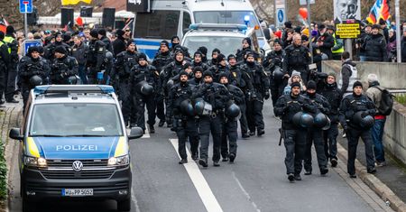 Napięta sytuacja u sąsiadów Polski. Kościoły apelują