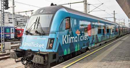 Oferowali darmowe przejazdy transportem publicznym. Był jednak pewien haczyk