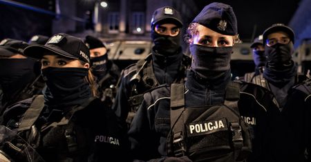 Polskie policjantki. Na służbie nie ma taryfy ulgowej. Wręcz przeciwnie