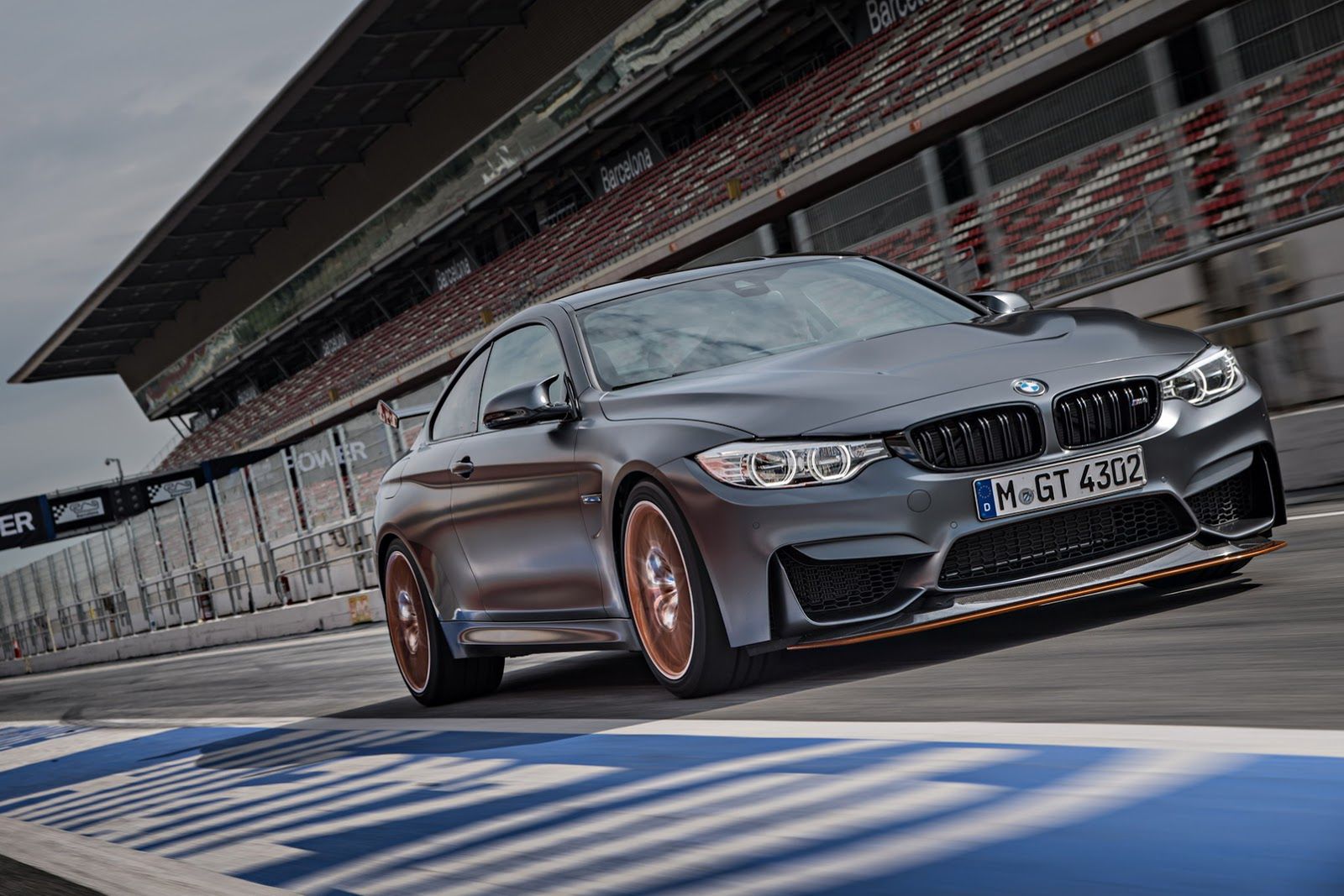 [h2]BMW M4 GTS[/h2]
