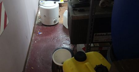 Lubin. Zlikwidowano fabrykę metamfetaminy. Trzej mężczyźni produkowali narkotyki w garażu