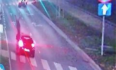 Weszła na przejście na czerwonym świetle i spowodowała wypadek. 41-latka miała 2,2 promila