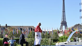 Papież Leon XIV we Francji. Prasa pisze o entuzjastycznym przyjęciu