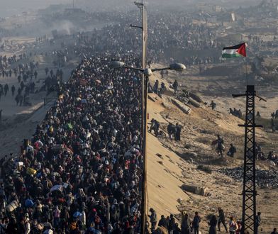 Tysiące ludzi gromadzą się przy korytarzu. Jest decyzja Izraela
