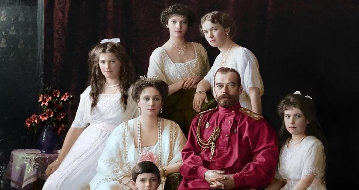 Mikołaj II i jego rodzina. Fot. Olga Shirnina