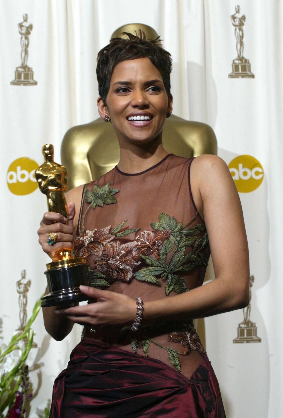 Halle Berry rozlicza się z byłymi partnerami