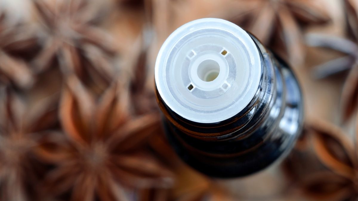 Kwas szikimowy działa wielotorowo i jest uniwersalny