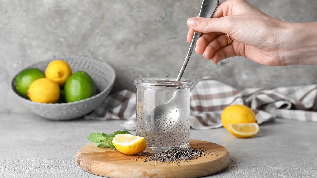 Pij codziennie przed śniadaniem, a boczki znikną. Spalacz tłuszczu z 3 składników