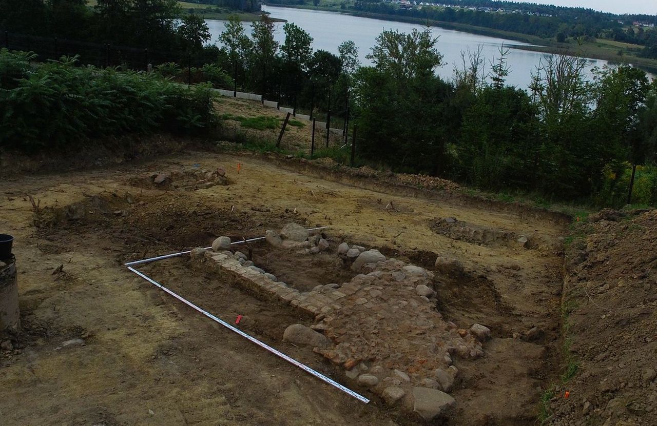 Sensacyjne odkrycie w Bartążku. Archeolog wymienia znaleziska