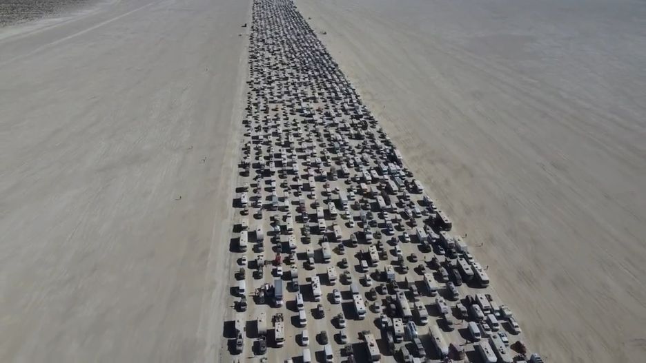 Korek przy wyjeździe z Burning Man
