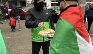 Święto w Berlinie. Śmierć ludzi w Izraelu "uczcili" ciastkami