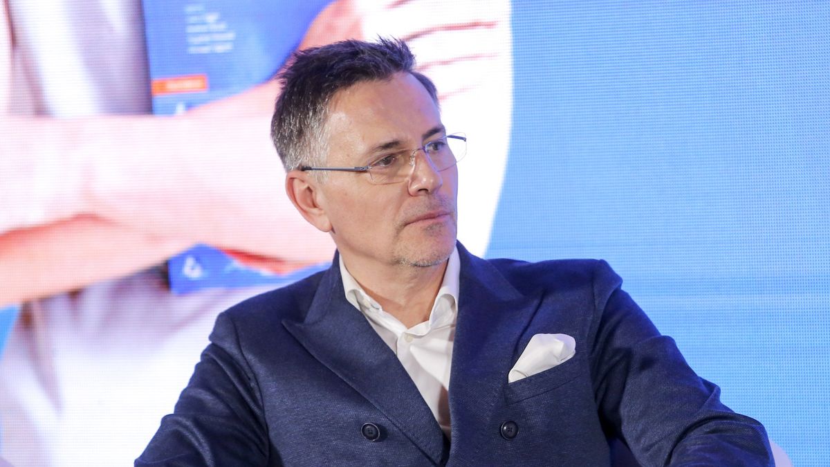 Krzysztof Ibisz reaguje na artykuły, które sugerowały, że zemdlał na wizji