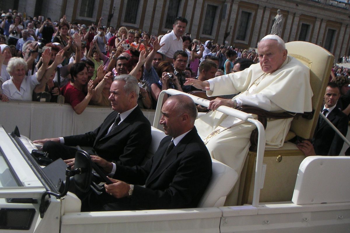 Watykan. Rocznica śmierci św. Jana Pawła II w nadzwyczajnych okolicznościach