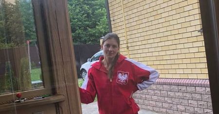 Aleksiej Spiridonow znów prowokuje. Zaangażował w to żonę