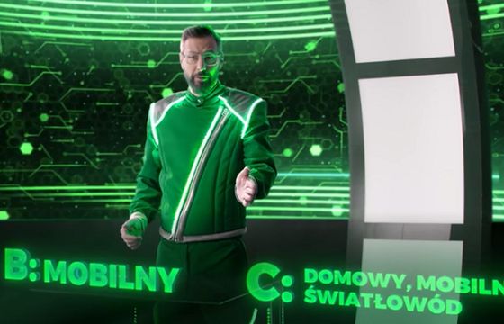 Plus 24 proc. więcej na reklamy, Play i Orange z dużymi spadkami