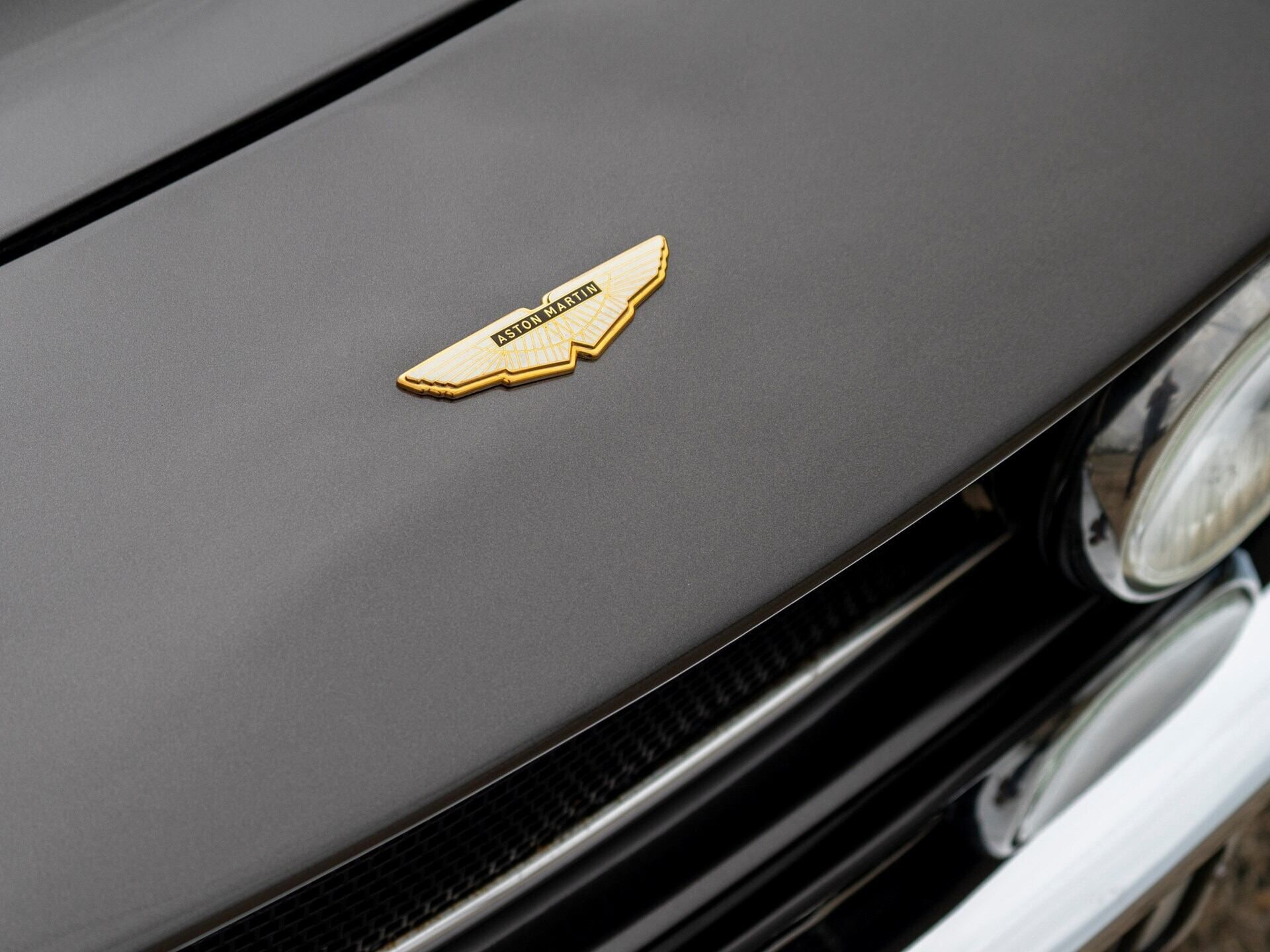 1973 Aston Martin V8 "The Living Daylights" 