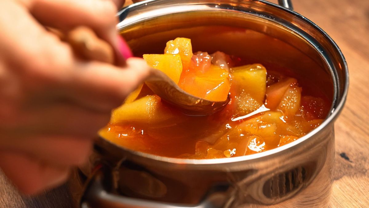 Dlaczego warto dodać sól do przetworów owocowych?