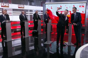 Mentzen przywitał się z Hołownią. Tak zachował się kandydat Konfederacji