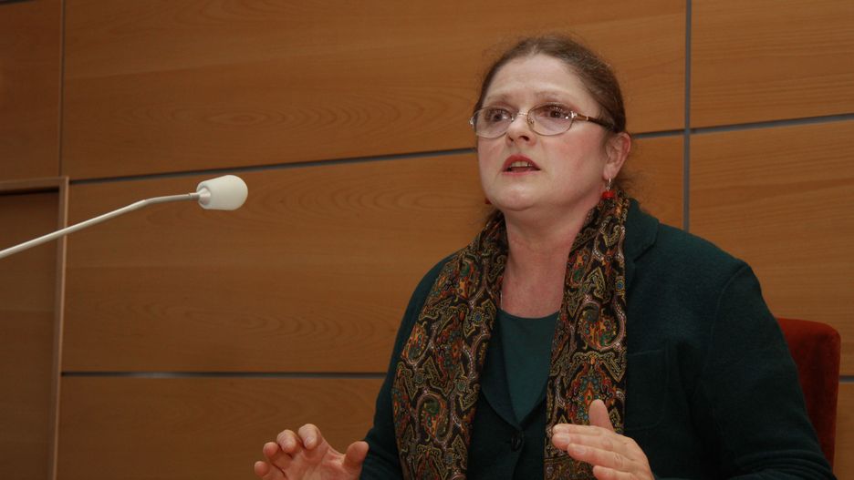 Profesor Krystyna Pawłowicz.