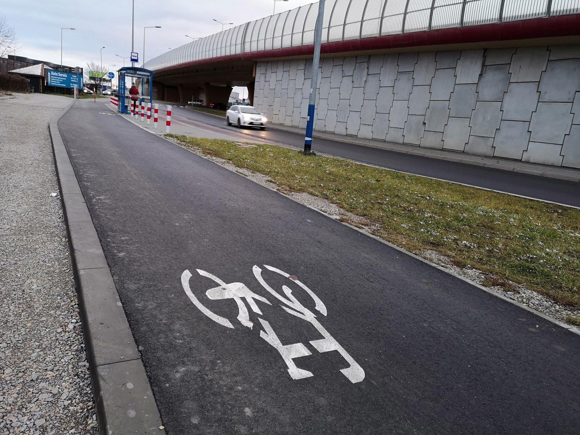 Obie inwestycje są częścią szerszego planu miasta, który zakłada stopniowe domykanie brakujących odcinków sieci tras rowerowych