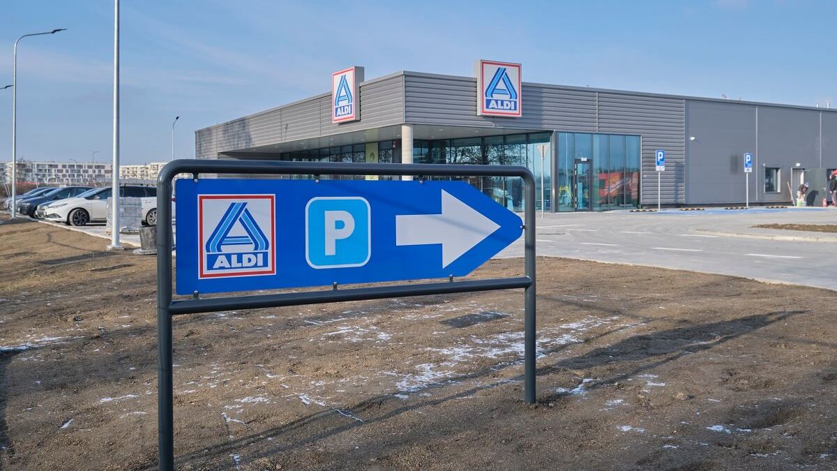 Aldi przy ul. Piaseckiej w Świdniku