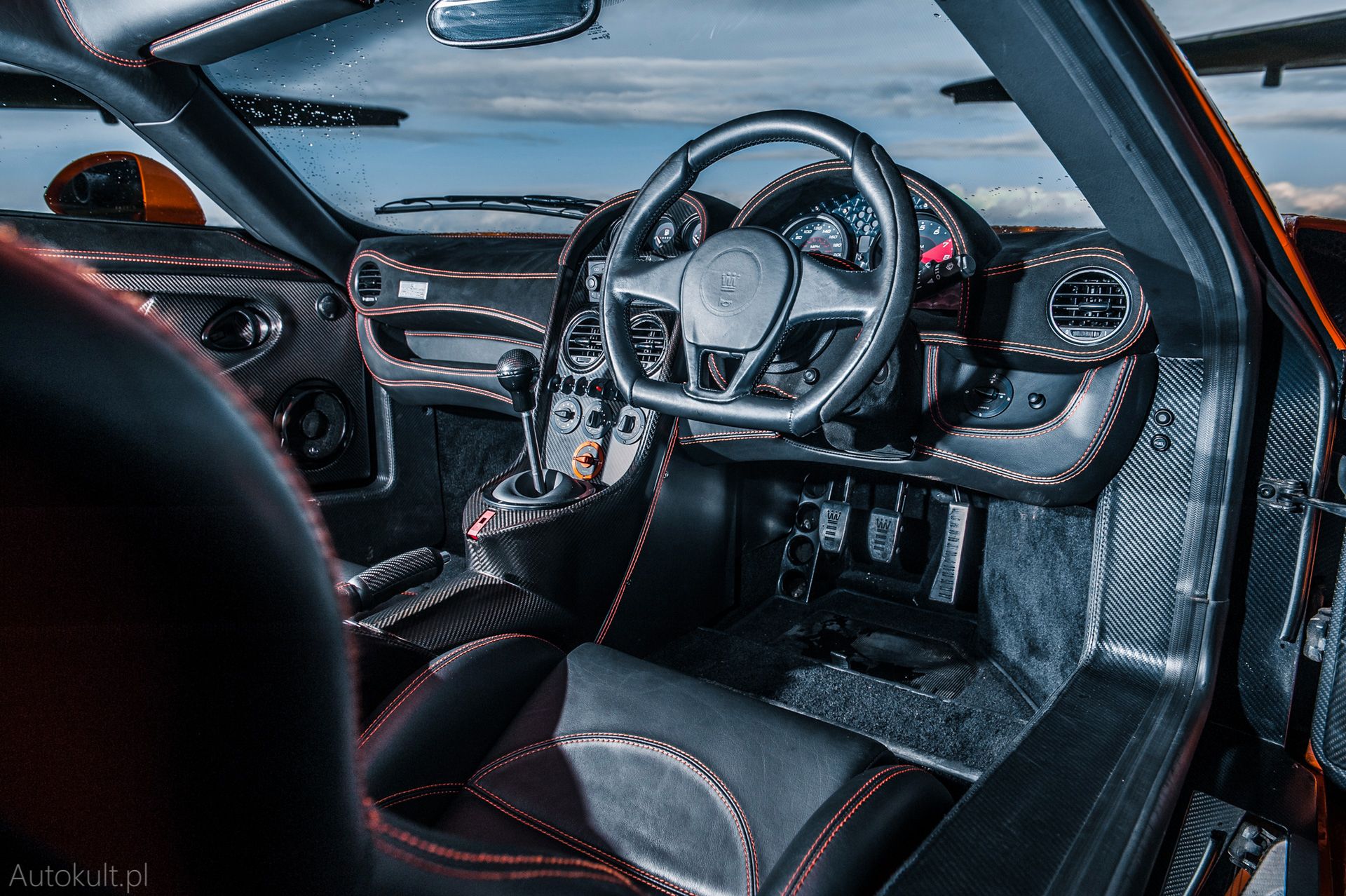 Noble M600 (2016) (fot. Konrad Skura)