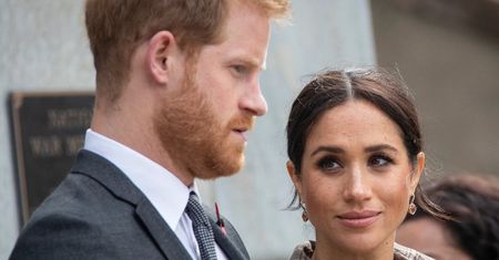 Ujawniono, kto poinformował Harry'ego o śmierci księcia Filipa. NIE BYŁA to rodzina królewska...