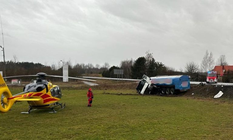 Tragiczny wypadek pod Bełchatowem. Lądowało LPR