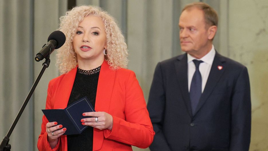 Ministra ds. równości Katarzyna Kotula i premier Donald Tusk