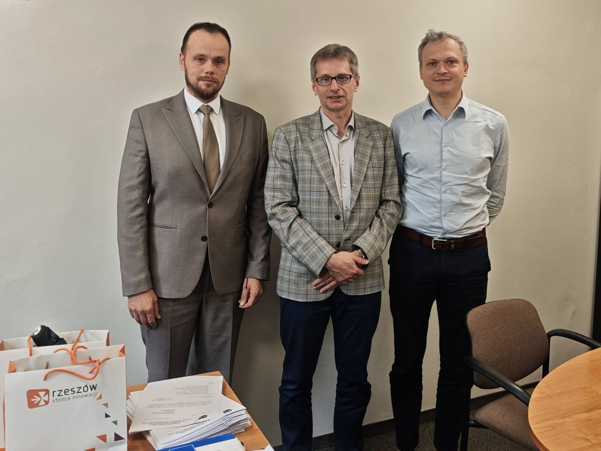 AI w geodezji – rozwiązanie Powiatu Ostrowieckiego inspiruje kolejne samorządy