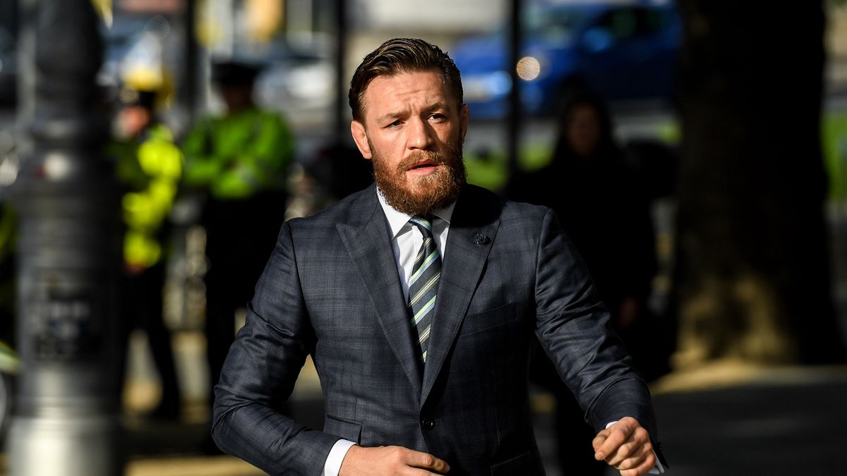 Nate Diaz zaczepia Conora McGregora. Cięta riposta Irlandczyka. (Photo By Ramsey Cardy/Sportsfile via Getty Images)