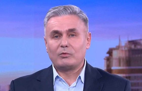 Jak Polacy oceniają stacje tv i radiowe? Zmiana opinii o TVP