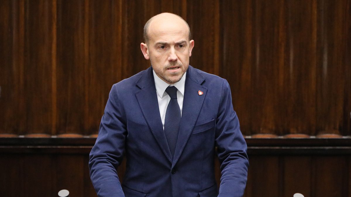 Warszawa, 11.12.2023. Przewodniczący KP KO Borys Budka na sali obrad Sejmu w Warszawie, 11 bm. Posłowie mają się zająć wyborem premiera. (sko) PAP/Paweł Supernak