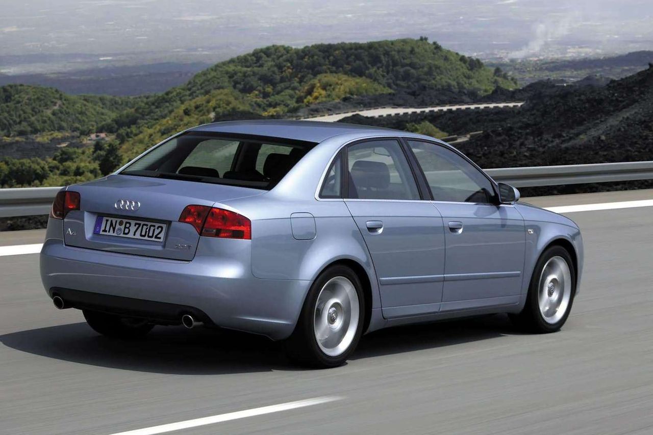 Wzrost importu samochodów używanych po zniesieniu opłaty recyklingowej