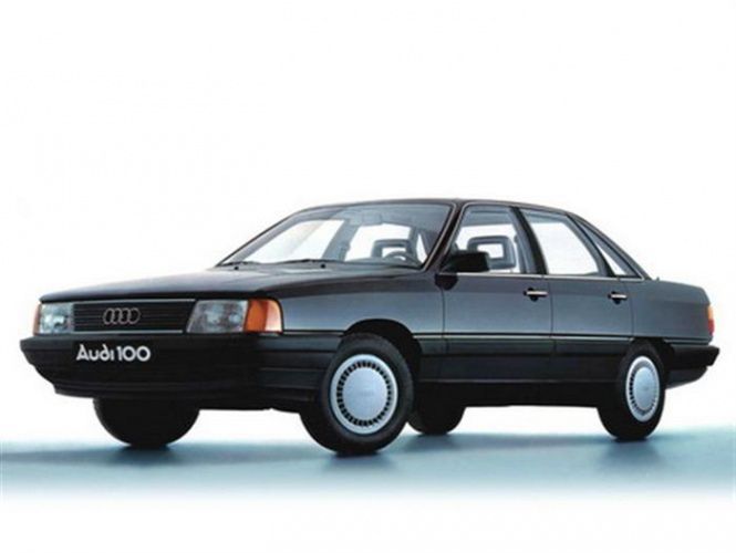 Audi 100 C3 1992-1991 (fot. autofirmowe.pl)