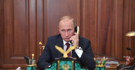 Putin rozmawiał z prezydentem Iranu. Chce pomóc w negocjacjach