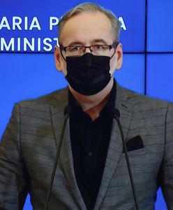Koronawirus w Polsce. Lekarz zarzuca ministrowi "eksperymentowanie na ludziach"