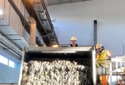 Warszawa. "Czajka". Awaria układu na moście pontonowym. Śmieci w instalacji