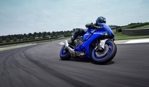 Yamaha R1 – cena, informacje, dane techniczne