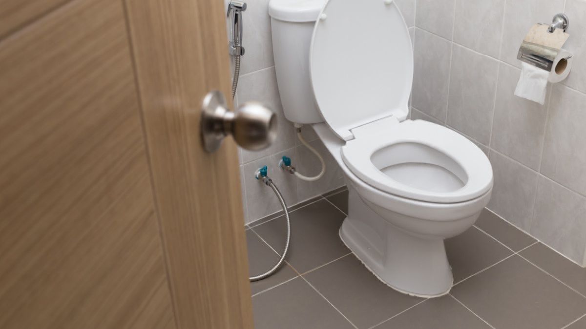 Dzięki temu wyczyścisz deskę klozetową